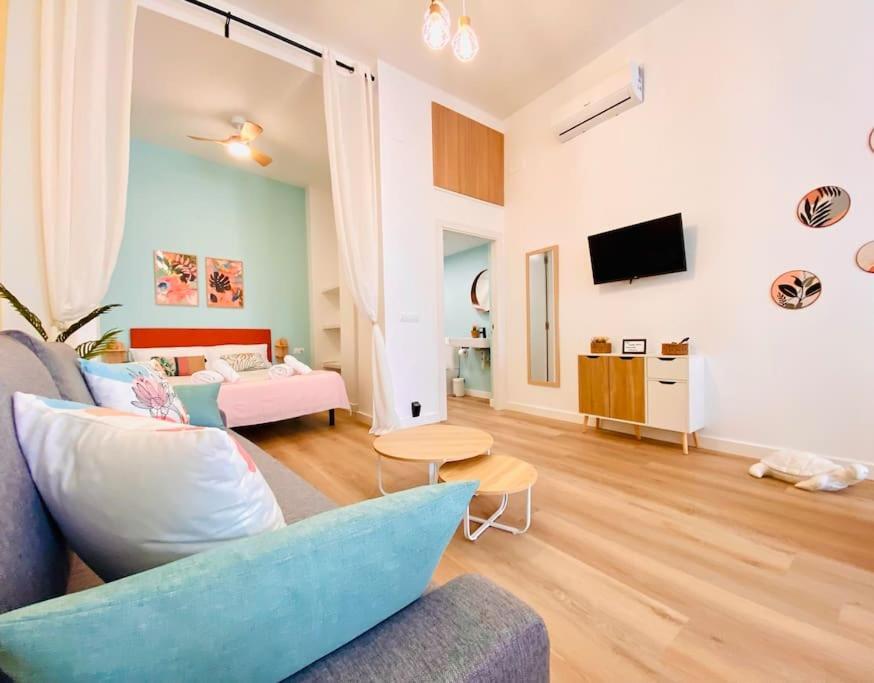 Appartement Beautiful And Charming Loft In Russafa Soho à Valence Extérieur photo
